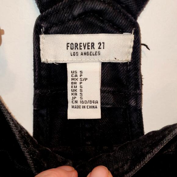 Forever 21 Black Jean Overall Bib Shortall Denim Dress Size Small - Picture 4 of 6